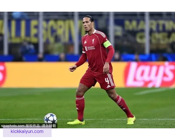 范戴克迎来在利物浦的出场里程碑，表现稳健引人关注