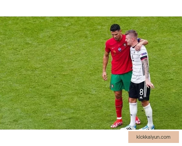 穆西亚拉的力量与平衡持续提升，状态回暖备受关注